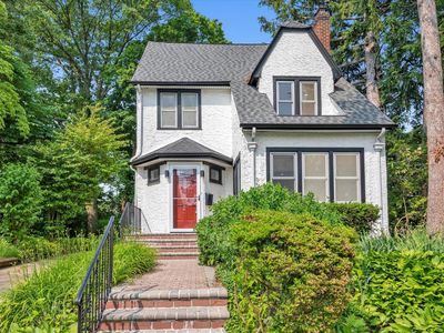 50-10 Concord Avenue, Great Neck, NY, 11020