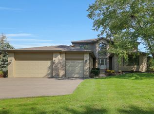 3712 Sutton Woods Dr, Prairie Grove, IL 60012