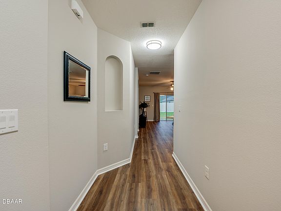 5th image of 1728 Savannah Ln