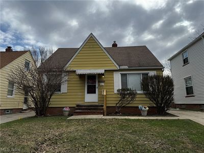 5593 South Blvd, Maple Heights, OH, 44137