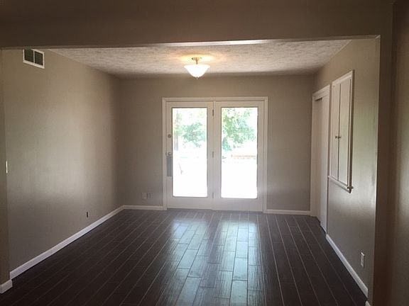 4th image of 4103 N Halstead St