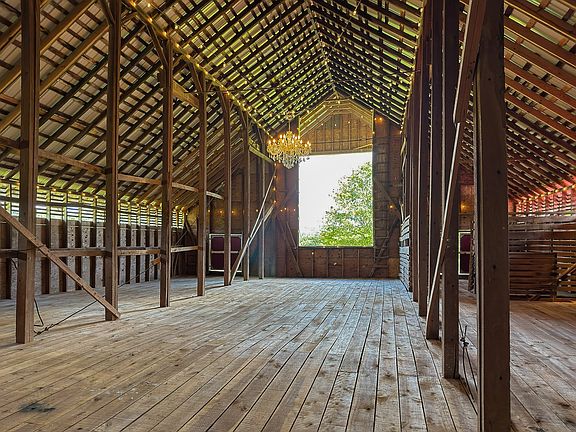 30th image of this home