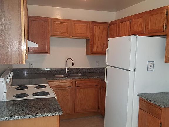 5th image of 9636 Hansford Pl APT 2