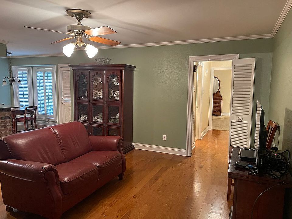 1st image of 4905 Kinsley St
