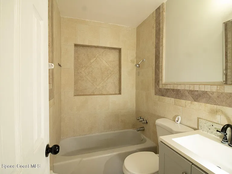 2308 Shenandoah Rd NE #A — Photo 7