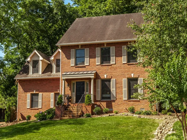 805 N Highlands Ct, Nashville, TN 37221