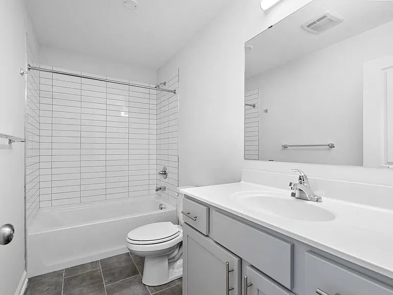 1721 Lagoon Avenue — Photo 12