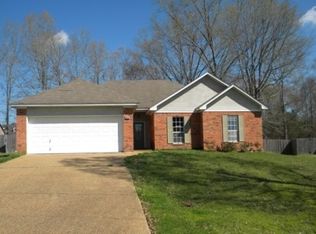 808 Meadow Way Cv, Byram, MS 39272