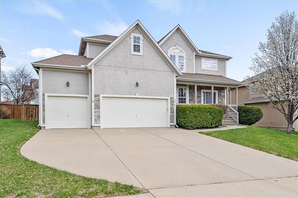 25106 W 85th Ter, Lenexa, KS 66227 | Zillow