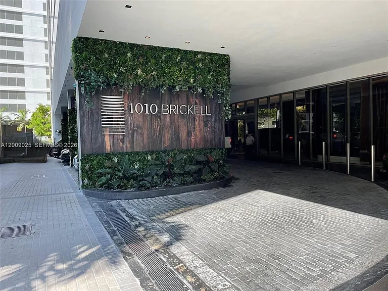 1010 Brickell Ave #2910 — Photo 5