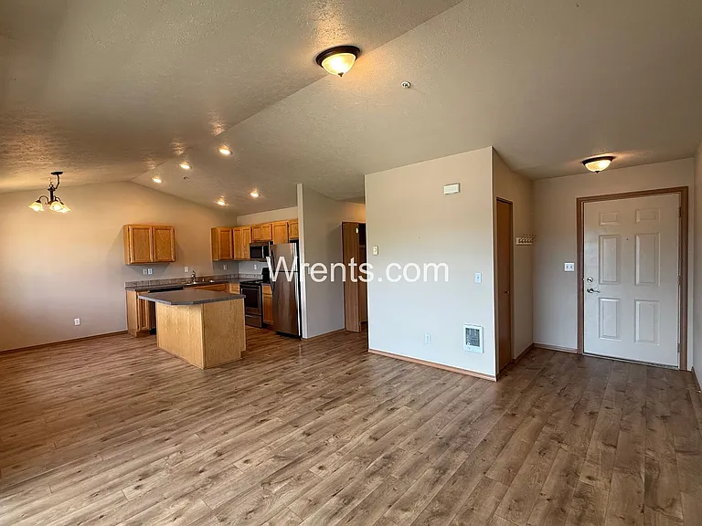 403 S Eastern Rd #304 — Photo 4