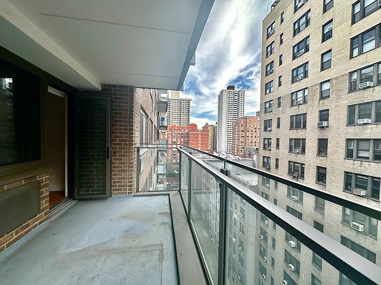 160 W 97th St #11D — Photo 16