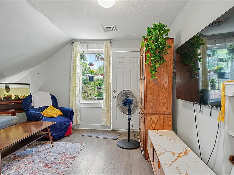 5 Eddy St #2 — Photo 12