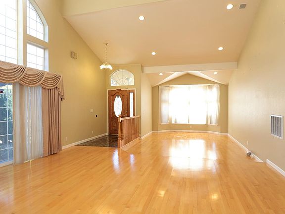 2nd image of 3521 Pleasant Echo Dr