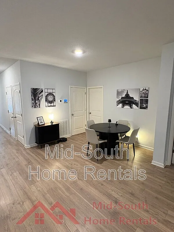 3 bed, 2.0 bath, 1510 sqft, $2,150 — Photo 4