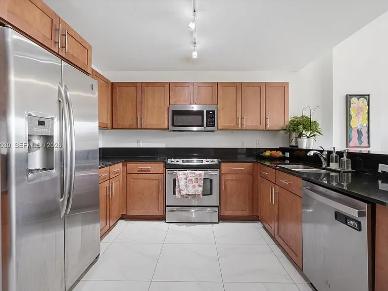 8390 SW 72nd Ave — Photo 4