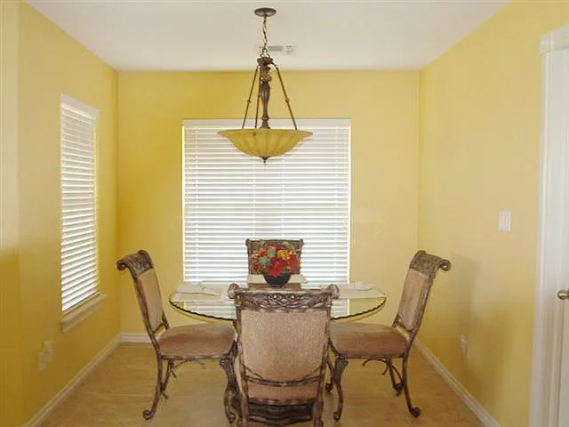 3706 NE Fieldcrest Dr — Photo 12