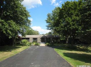 3886 Stoddard Rd, Canandaigua, NY 14424