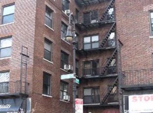 7234 Austin St APT C10, Forest Hills, NY 11375