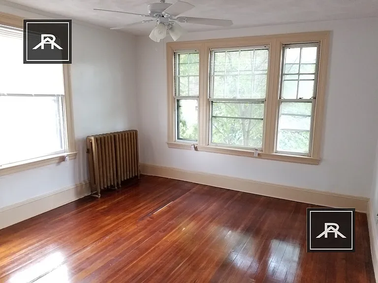 32 Wadsworth St — Photo 5