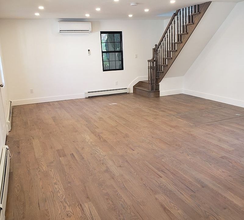 1st image of 2 Cedar Ln #1