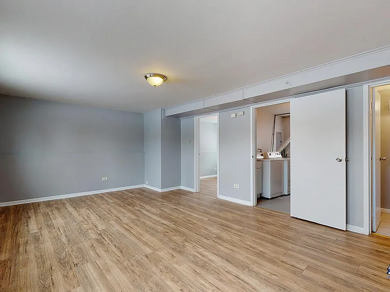 224 Berry St — Photo 13