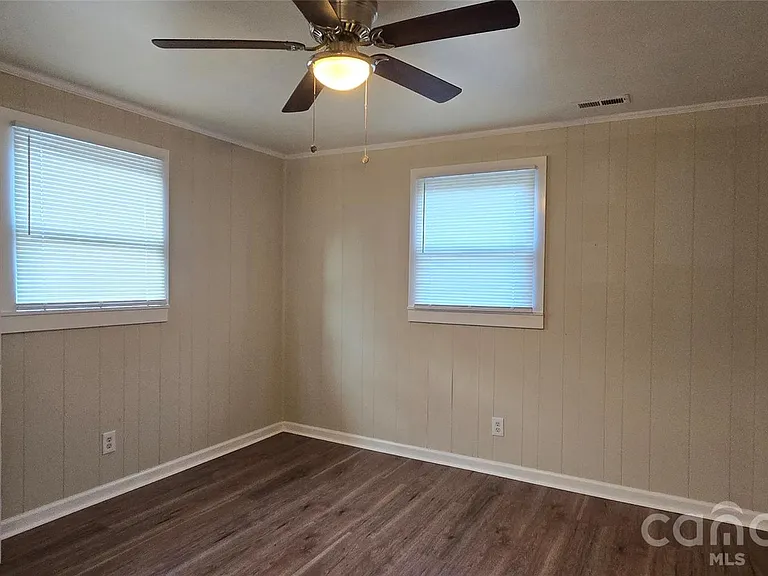732 Taylor St — Photo 8