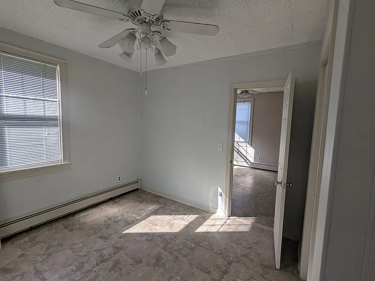 208 Sunbury St #1 — Photo 14