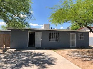 2202 N 40th Dr, Phoenix, AZ 85009