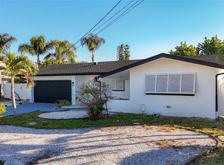 2161 Edythe Dr, Dunedin, FL 34698