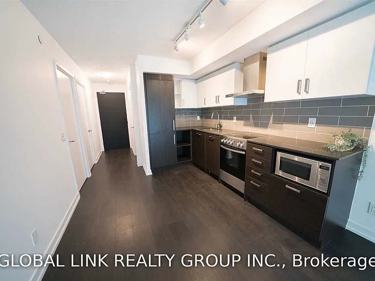 125 Redpath Ave #407 — Photo 3