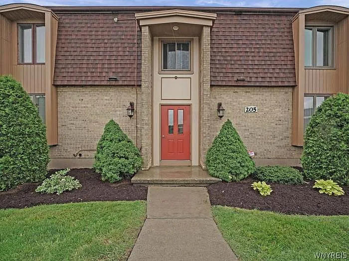 205 Charter Oaks Dr — Photo 12