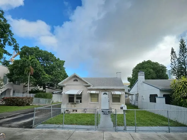 1945 Jackson St, Hollywood, FL 33020