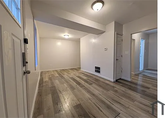 28 Vineyard Ave — Photo 10