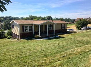960 Nevada St, Washington, PA 15301