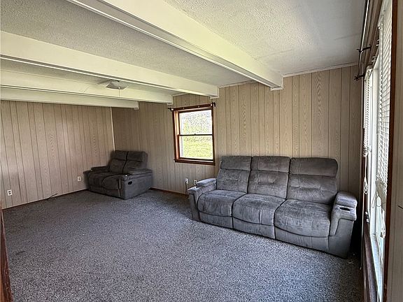 2nd image of 1025 N Wilder Ave