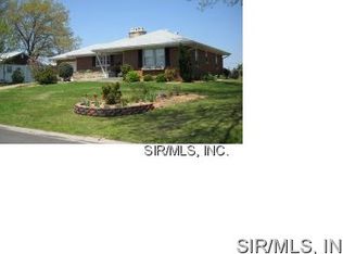 3 Holly Hill Dr, Alton, IL 62002
