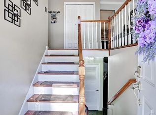 3 Durham Ln #O, Suffern, NY 10901