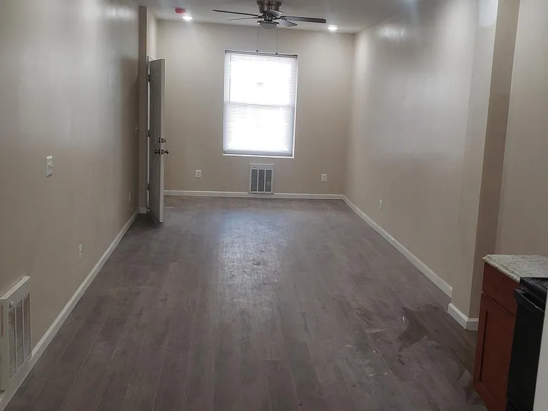 5264 Delancey St #1 — Photo 8