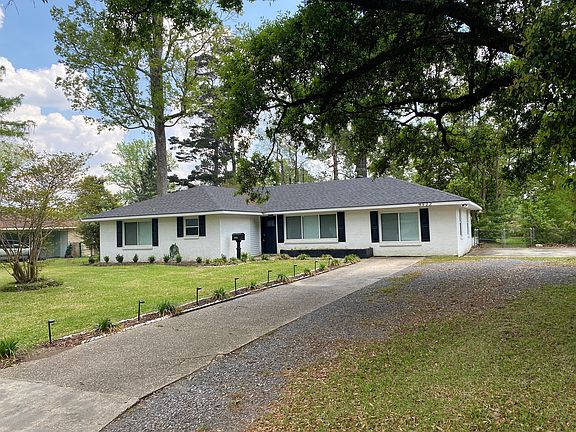 2nd image of 9922 N Parkview Dr