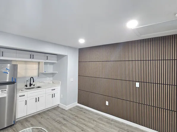 1202 NE 3rd Ave #3, Fort Lauderdale, FL 33304