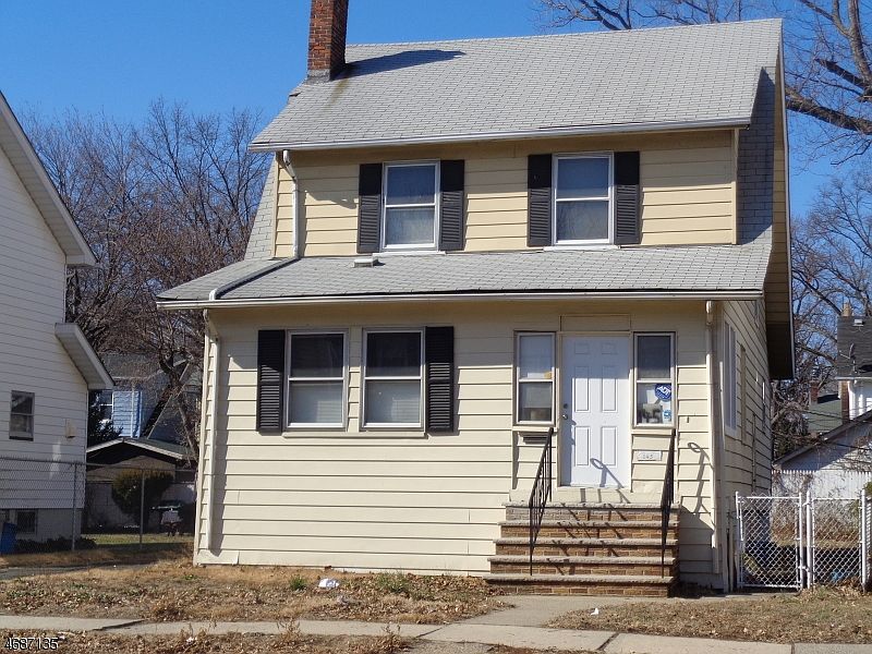 1st image of 145 Freeman Ave