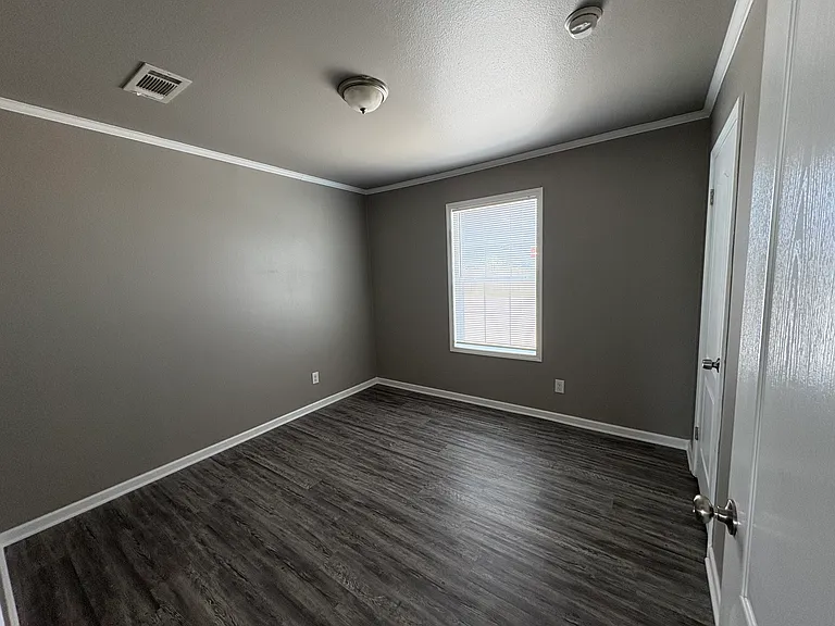 3501 SE 21st Ave #300 — Photo 5
