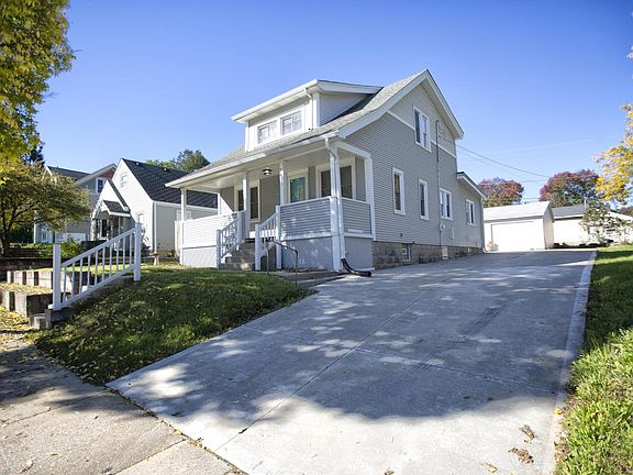 2nd image of 2405 S 92nd STREET