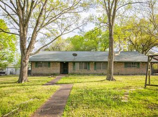 1801 Old Mill Creek Rd, Brenham, TX 77833