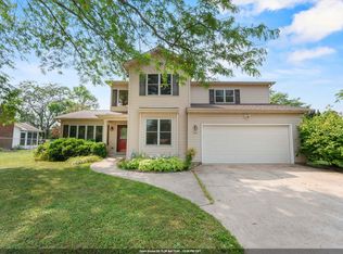 1325 S Westhaven Dr, Oshkosh, WI 54904