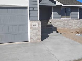 4462 N Rutgers Ct, Maize, KS 67101