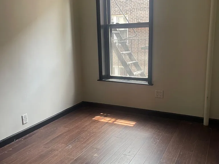 328 E 78th St #20 — Photo 9