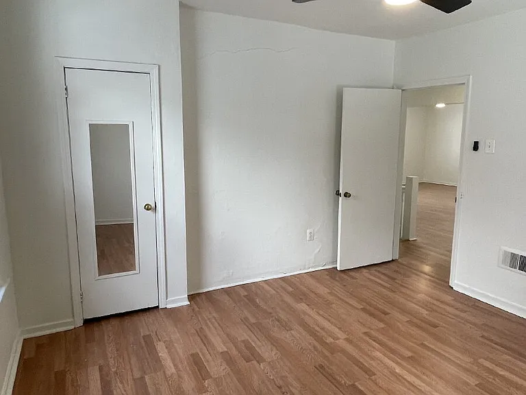 319 N Balph Ave — Photo 61