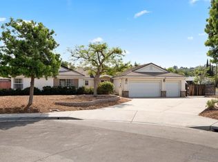 1052 Maxie Pl, Escondido, CA 92027